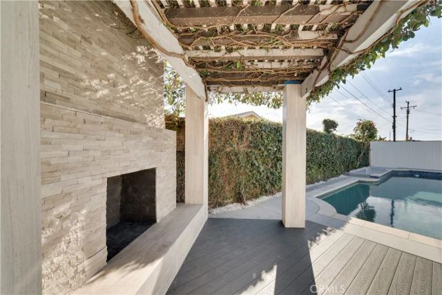 1920 E Barkley, Orange, CA 92867