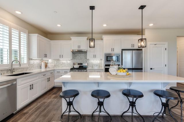 4080 Peter's Ct, Rocklin, CA 95765