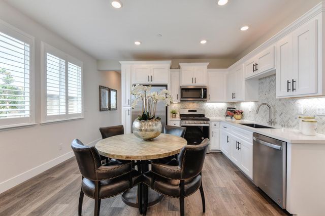 4080 Peter's Ct, Rocklin, CA 95765