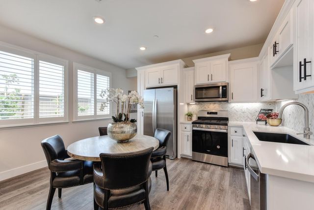 4080 Peter's Ct, Rocklin, CA 95765