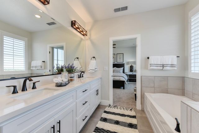 4080 Peter's Ct, Rocklin, CA 95765