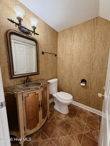 1861 Quail Ridge Road D, Greenville, NC 27858