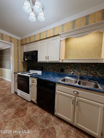 1861 Quail Ridge Road D, Greenville, NC 27858