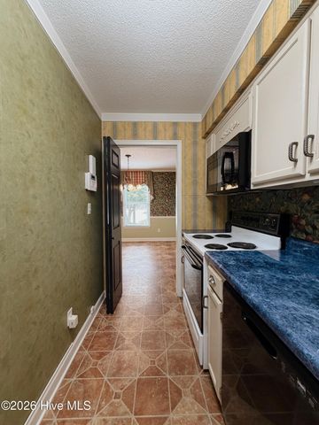 1861 Quail Ridge Road D, Greenville, NC 27858
