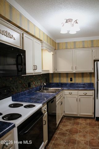 1861 Quail Ridge Road D, Greenville, NC 27858