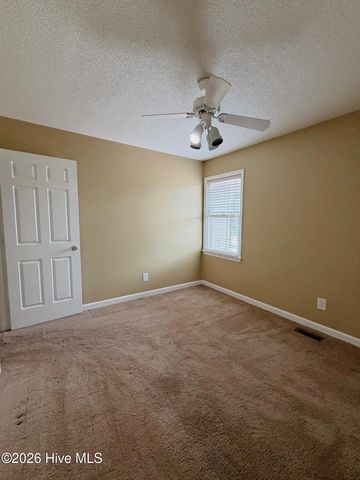 1861 Quail Ridge Road D, Greenville, NC 27858