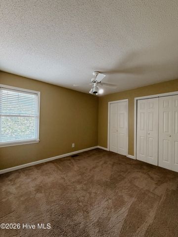 1861 Quail Ridge Road D, Greenville, NC 27858