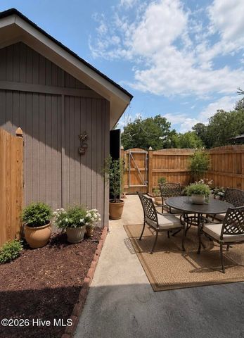 1861 Quail Ridge Road D, Greenville, NC 27858