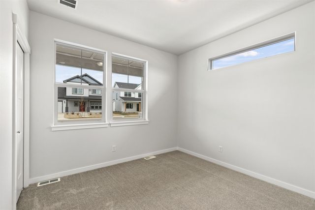 12225 N VALENCIA Ave, Spokane, WA 99218