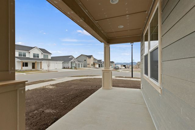 12225 N VALENCIA Ave, Spokane, WA 99218