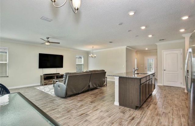 492 PINECREST LOOP, Davenport, FL 33837