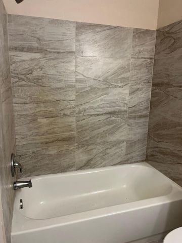 4800 NW 24th Court D214, Lauderdale Lakes, FL 33313