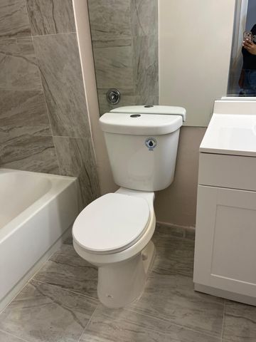 4800 NW 24th Court D214, Lauderdale Lakes, FL 33313