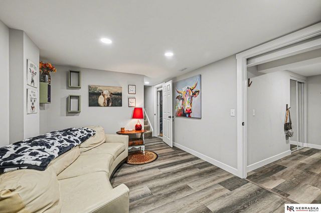 1118 Kingston Avenue, Bellevue, NE 68005