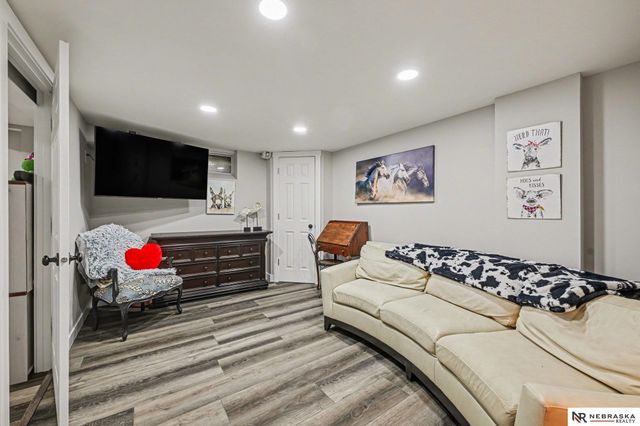 1118 Kingston Avenue, Bellevue, NE 68005