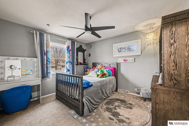 1118 Kingston Avenue, Bellevue, NE 68005