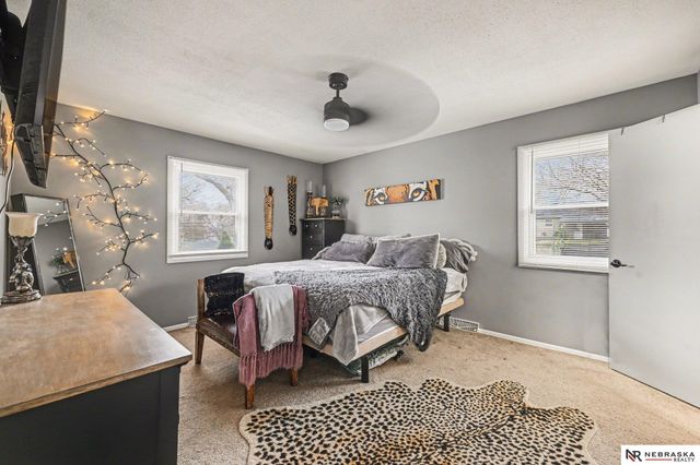 1118 Kingston Avenue, Bellevue, NE 68005