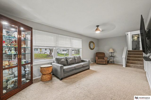 1118 Kingston Avenue, Bellevue, NE 68005