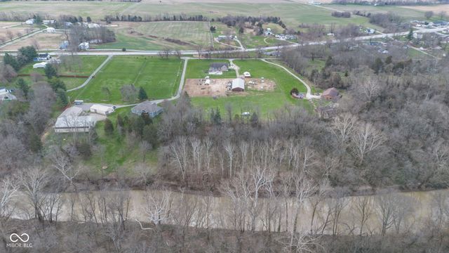 16310 E Main Street, Columbus, IN 47203