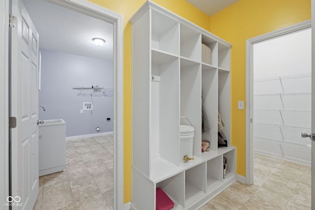 16310 E Main Street, Columbus, IN 47203