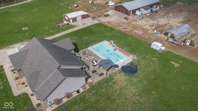 16310 E Main Street, Columbus, IN 47203