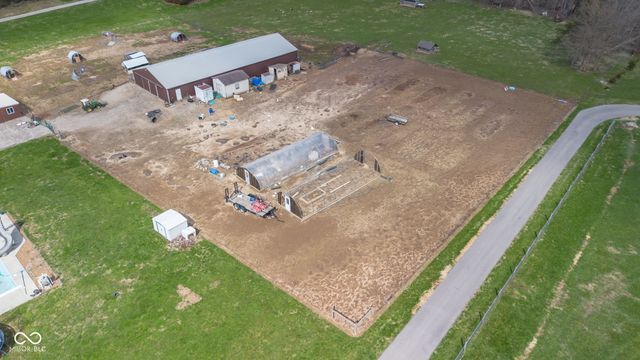 16310 E Main Street, Columbus, IN 47203