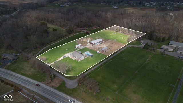 16310 E Main Street, Columbus, IN 47203