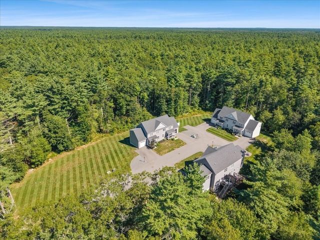 2 Milenas Path 2, Middleboro, MA 02346