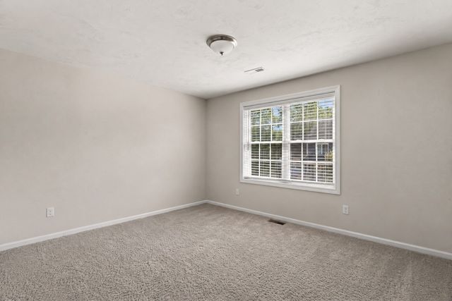 2 Milenas Path 2, Middleboro, MA 02346