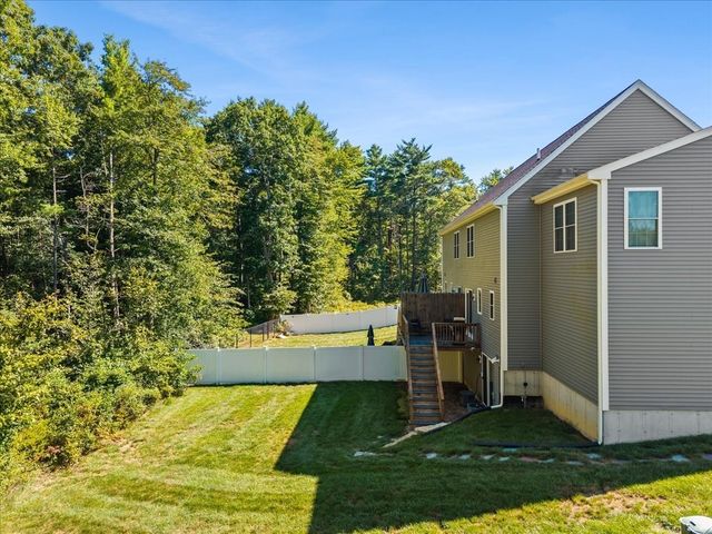 2 Milenas Path 2, Middleboro, MA 02346