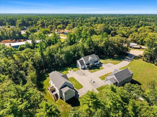 2 Milenas Path 2, Middleboro, MA 02346
