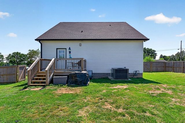 7240 Old Smithville Hwy, S, Sparta, TN 38583