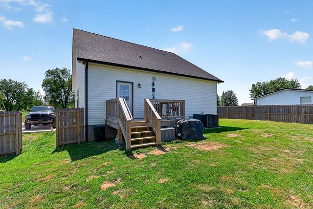 7240 Old Smithville Hwy, S, Sparta, TN 38583