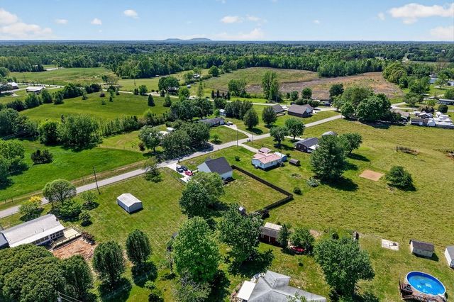 7240 Old Smithville Hwy, S, Sparta, TN 38583
