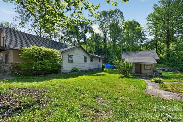 44 Dragonfly Lane, Whittier, NC 28789