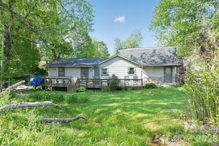 44 Dragonfly Lane, Whittier, NC 28789