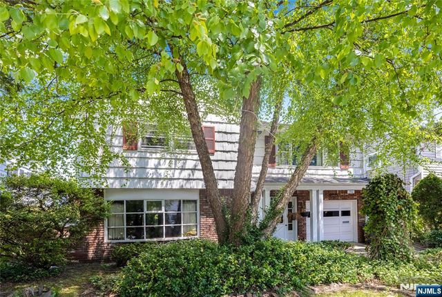 156 Cedar Avenue, Hackensack, NJ 07601