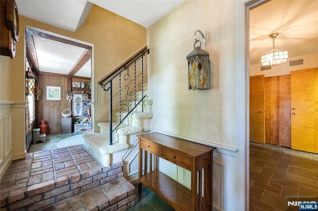 156 Cedar Avenue, Hackensack, NJ 07601
