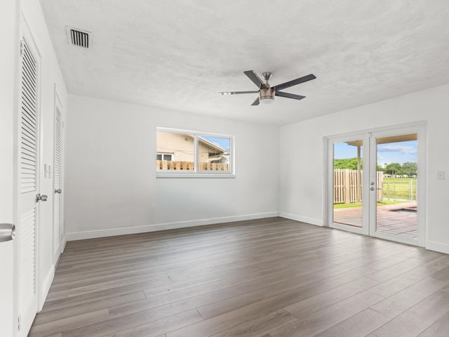 5317 SW 120th Avenue, Cooper City, FL 33330