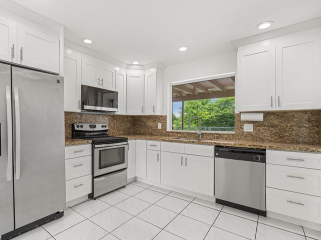 5317 SW 120th Avenue, Cooper City, FL 33330