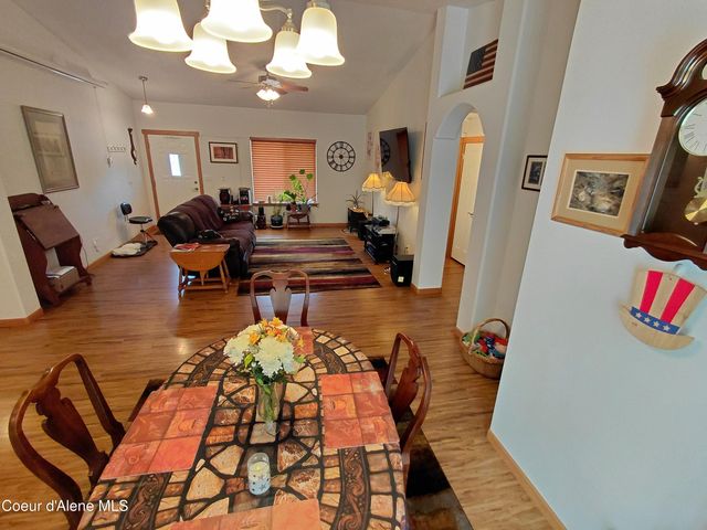 32811 N 14th AVE, Spirit Lake, ID 83869
