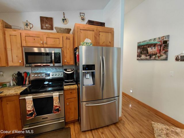 32811 N 14th AVE, Spirit Lake, ID 83869