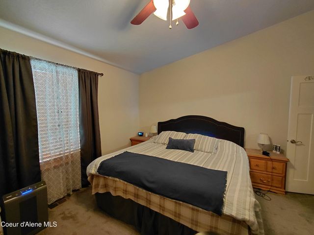 32811 N 14th AVE, Spirit Lake, ID 83869