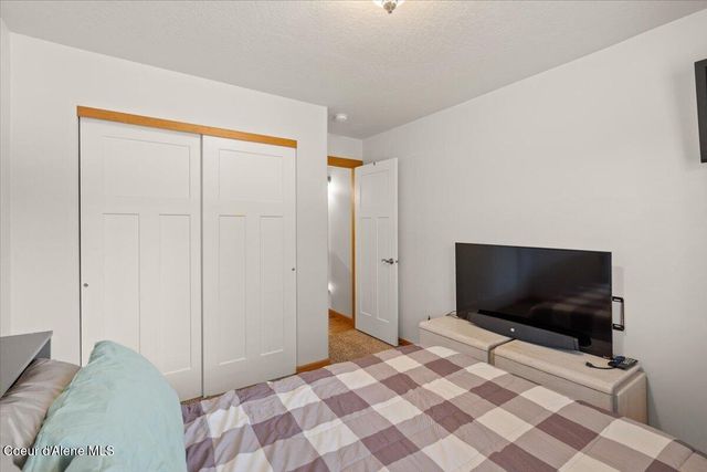 32811 N 14th AVE, Spirit Lake, ID 83869