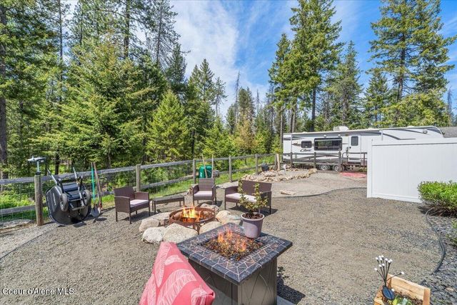 32811 N 14th AVE, Spirit Lake, ID 83869