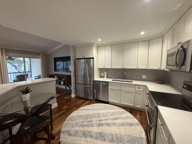 5560 Coach House Cir C, Boca Raton, FL 33486