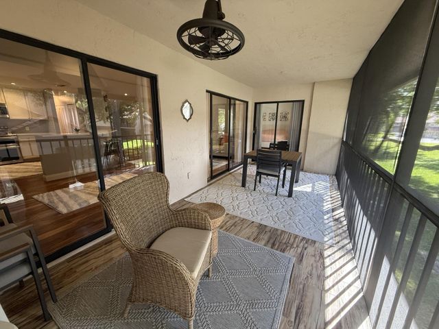 5560 Coach House Cir C, Boca Raton, FL 33486