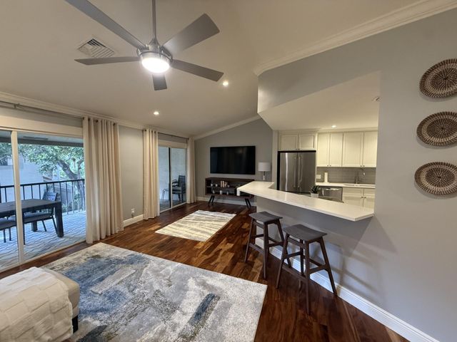 5560 Coach House Cir C, Boca Raton, FL 33486