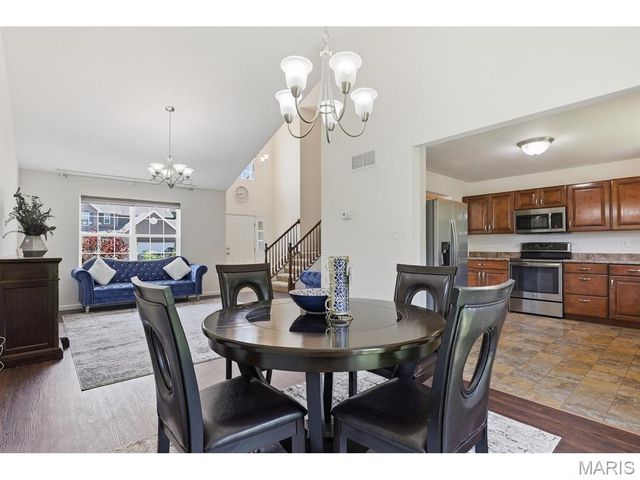 255 Winding Bluffs Court, Fenton, MO 63026