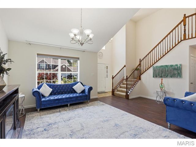 255 Winding Bluffs Court, Fenton, MO 63026